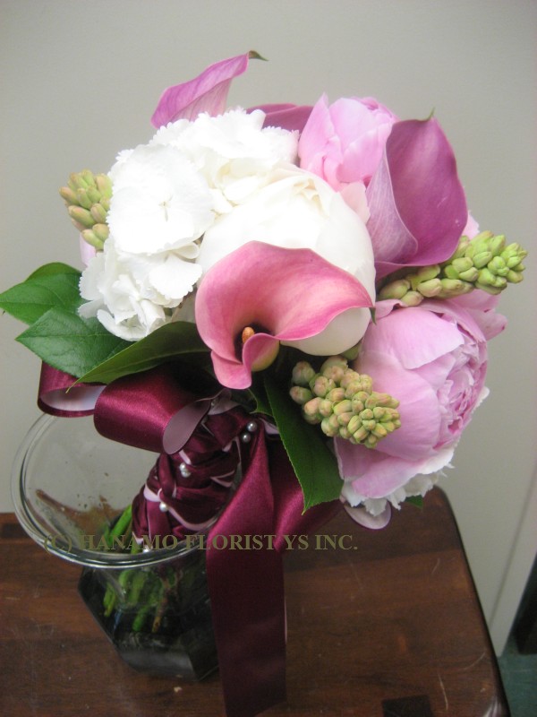 WEDB002 Peonies, Calla, Hydrangea & Tuberose
